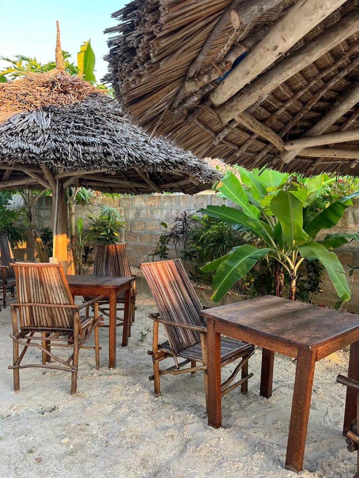Mbuyuni Lodge Nungwi Exteriör bild
